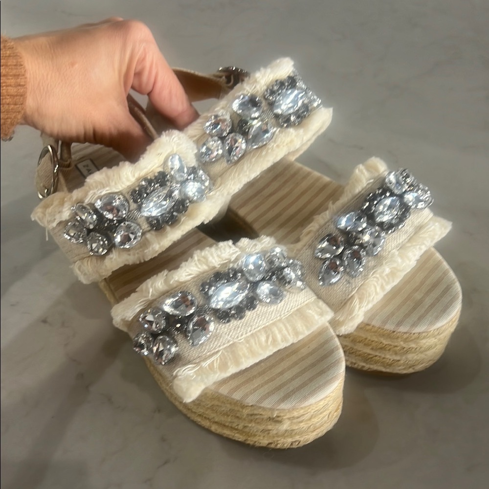 Embellished Cream Platform Sandals - Picture 4 of 4